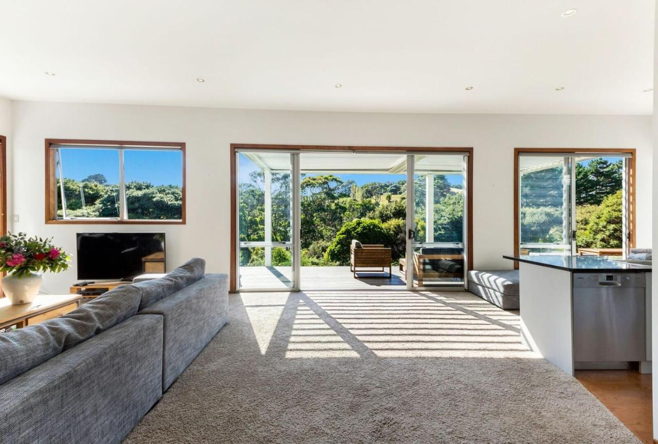 Karaka Sanctuary With Spa Pool By Waiheke Unlimited Oneroa Pokoj fotografie
